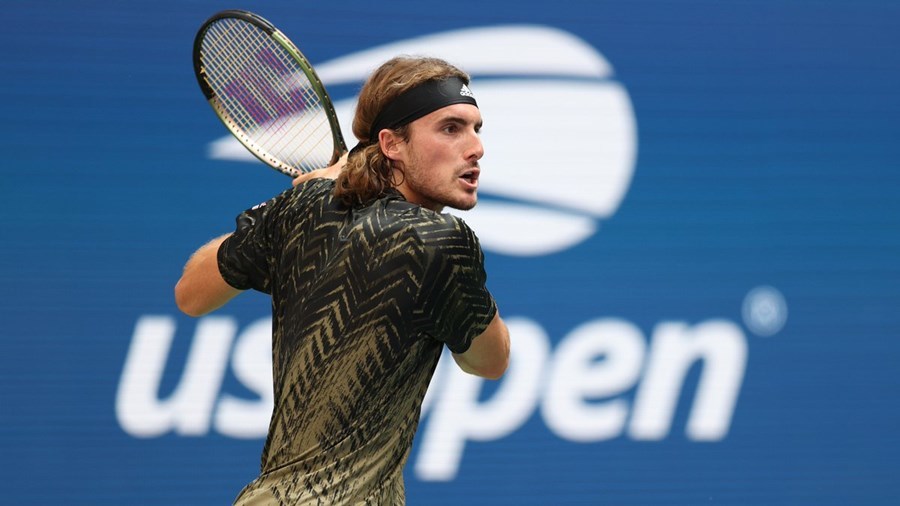 US Open 2021: Tsitsipas hạ Murray sau 5 set kịch chiến