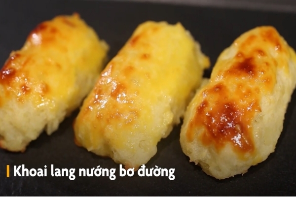 Bữa sáng nhanh gọn với khoai lang nướng bơ đường