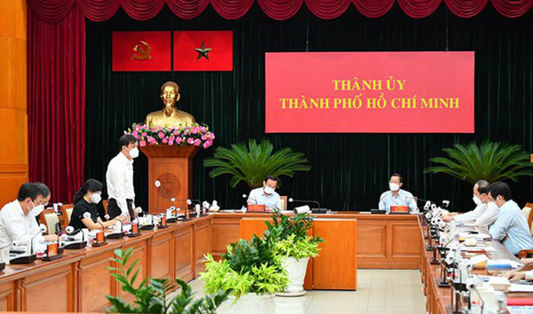 HCM City will relax social distancing if Covid-19 under control: City Party Chief