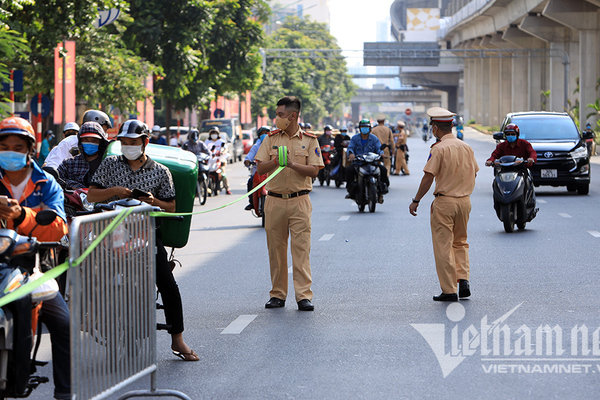 CDC Hanoi considers possible extension of social distancing after September 6