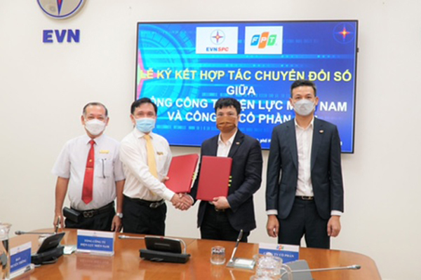 Điện lực miền Nam đẩy mạnh số hóa dịch vụ
