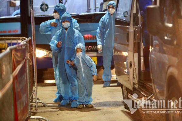 Suốt 45 ngày giãn cách: Hà Nội 'chịu đau' để giữ mình an toàn