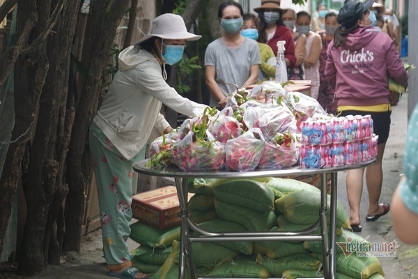 Người ở TP.HCM thất nghiệp, không có BHXH được hỗ trợ theo diện nào?