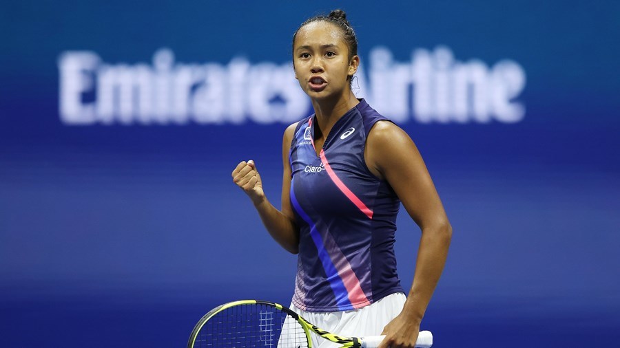 Loại Naomi Osaka, nữ tay vợt 18 tuổi gây địa chấn ở US Open