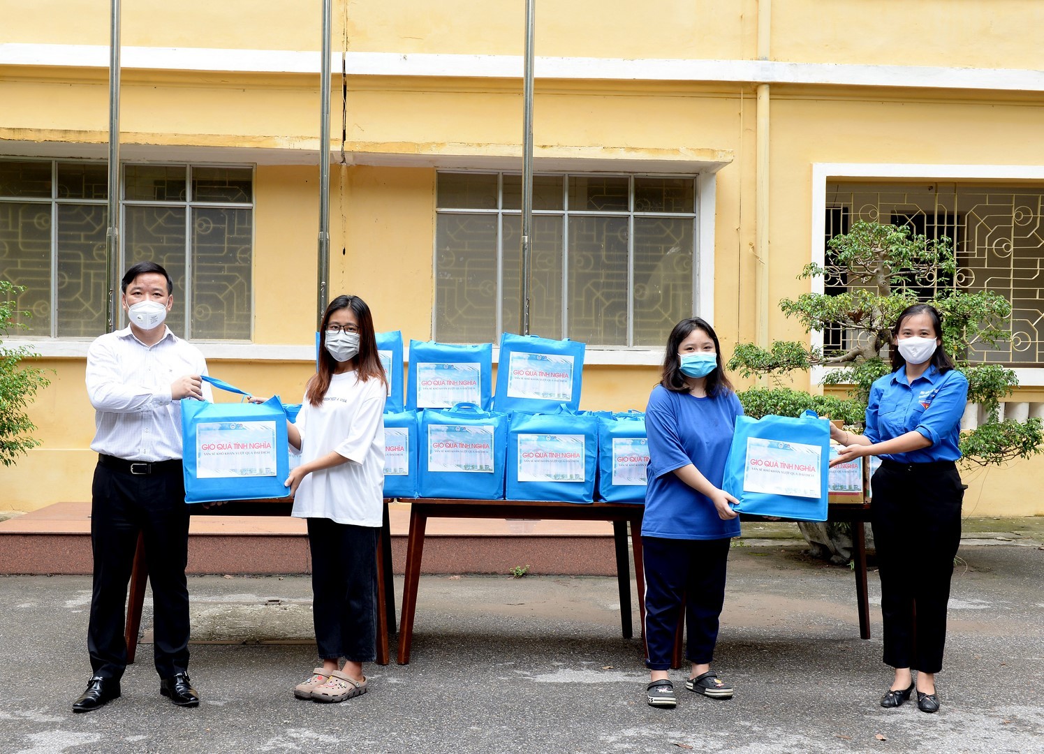 Trường đại học hỗ trợ hơn 1.200 sinh viên 'mắc kẹt' ở Hà Nội