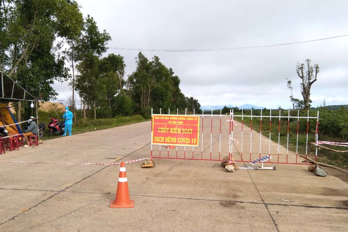 Phú Yên khởi tố vụ lái xe cứu thương đón khách ở TP.HCM nhiều lần không khai báo