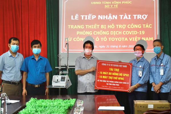 Toyota Việt Nam tặng Vĩnh Phúc thiết bị y tế 1,2 tỷ đồng