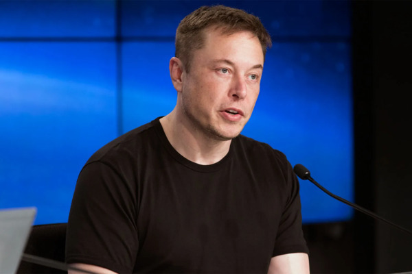 Elon Musk xác nhận lùi sản xuất bán tải điện Cybertruck đến cuối 2022