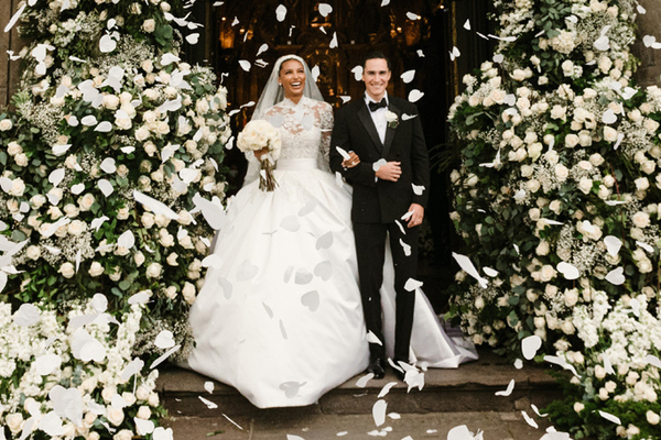 Đám cưới cổ tích của siêu mẫu nội y và con trai phó Tổng thống