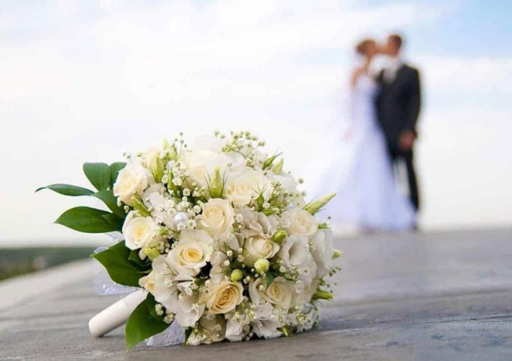 Bàng hoàng khi biết tin em gái kết hôn với chồng cũ