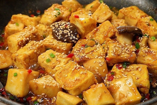 Món đậu xốt nấm cho người ít vào bếp