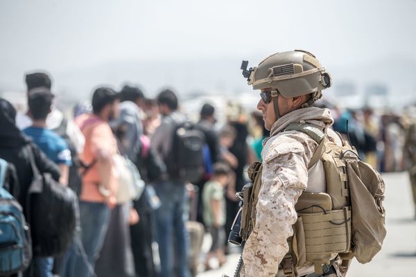 Taliban cho phép sơ tán công dân Mỹ bị mắc kẹt ở Afghanistan