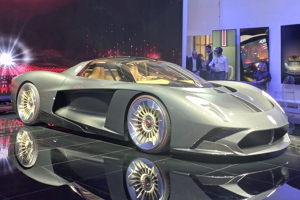 Siêu xe Trung Quốc Hongqi S9 ra mắt với mục tiêu đánh bại Lamborghini