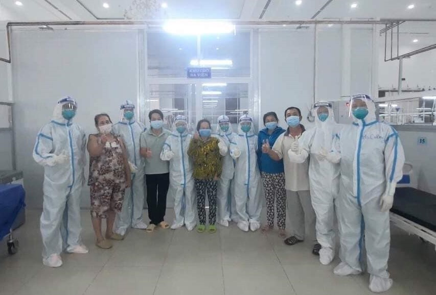 31 bệnh nhân Covid-19 nặng tại TP.HCM và Long An xuất viện