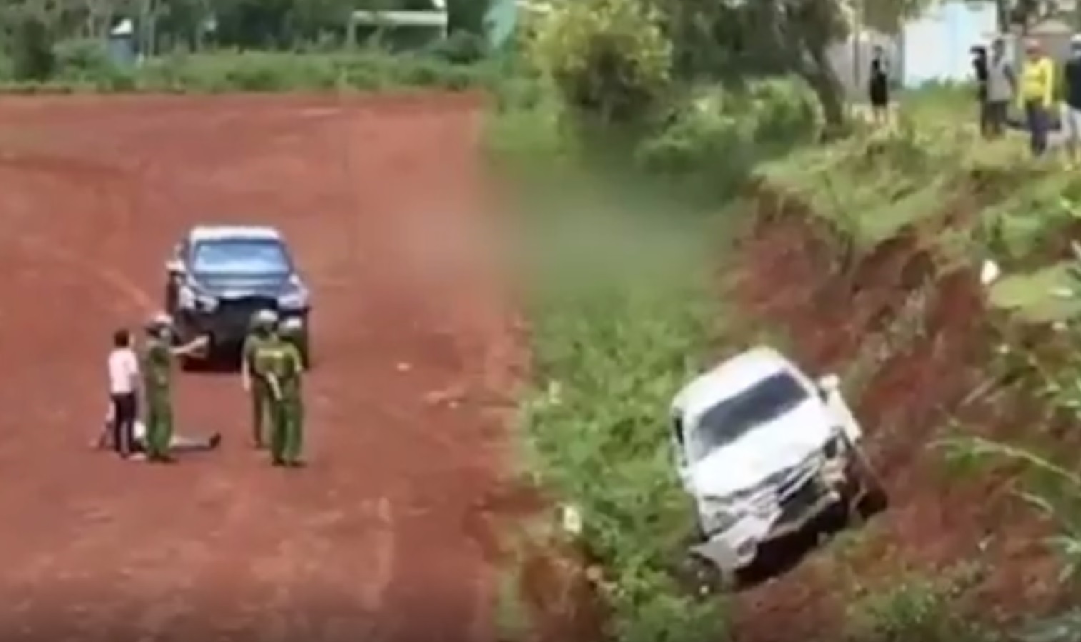 Dùng ô tô 'húc' nhau để giải quyết mâu thuẫn ở Gia Lai