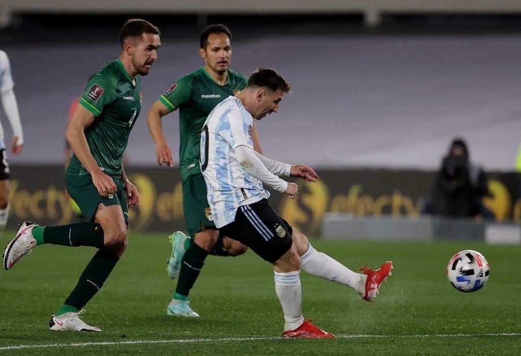 Highlights Argentina 3-0 Bolivia: Show diễn của Messi