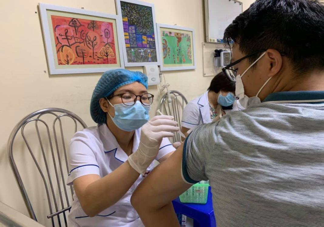 Approx. 100 million COVID-19 vaccine shots administered in Vietnam