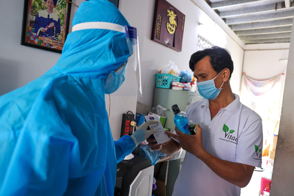 Sát khuẩn hầu họng - biện pháp cực kỳ quan trọng phòng chống Covid-19