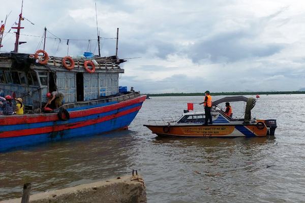 26 ngư dân mất liên lạc ở Thanh Hóa đang vào nơi trú bão an toàn