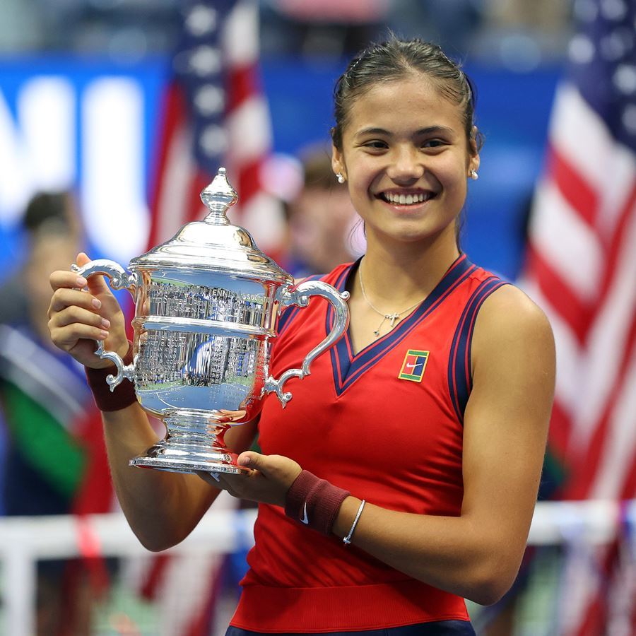 Kết quả tennis US Open 2021 đơn nữ hôm nay: Emma Raducanu lập kỳ tích vô đich