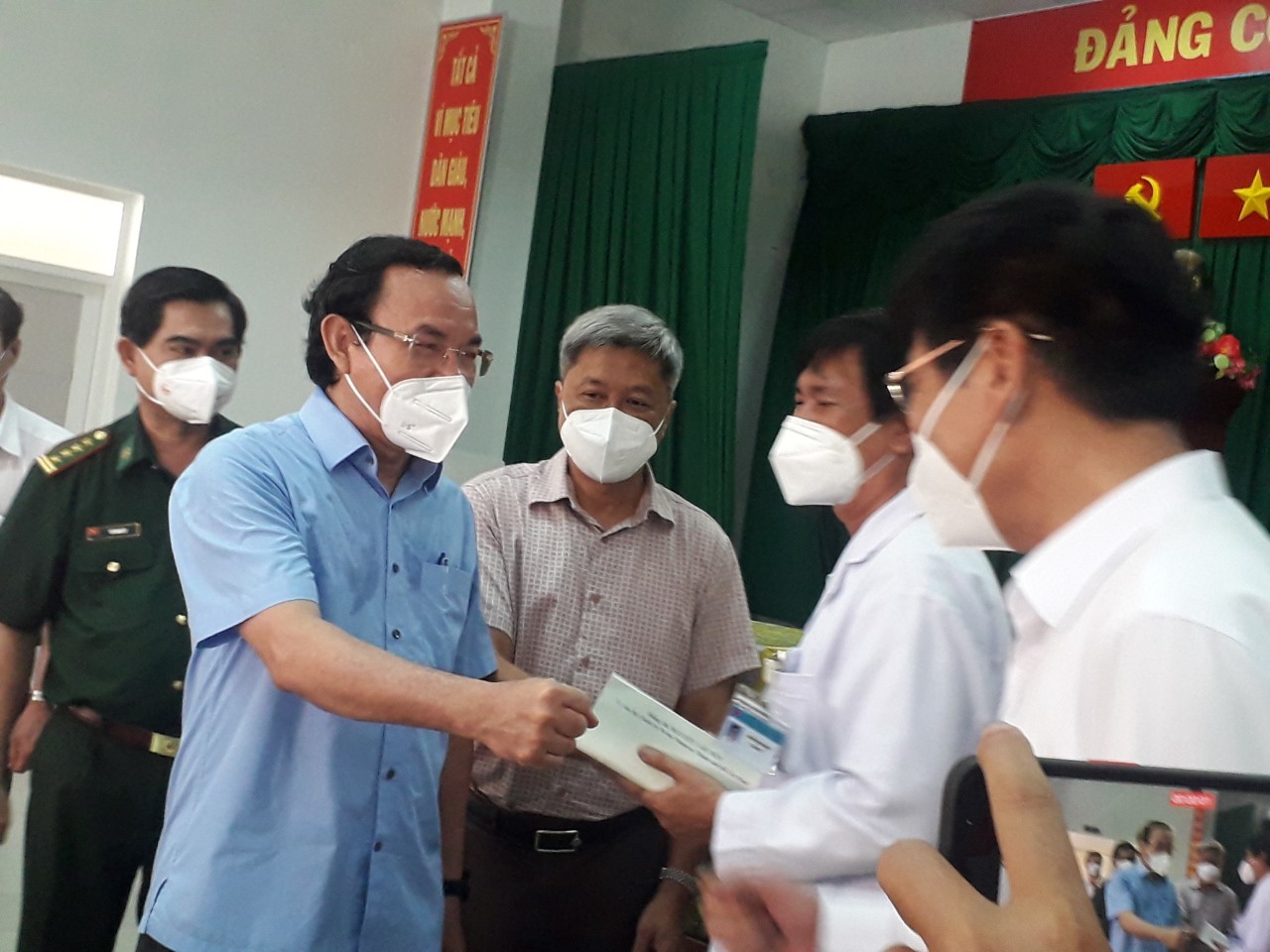 TP.HCM chưa áp dụng 'thẻ xanh, thẻ vàng Covid' sau 15/9