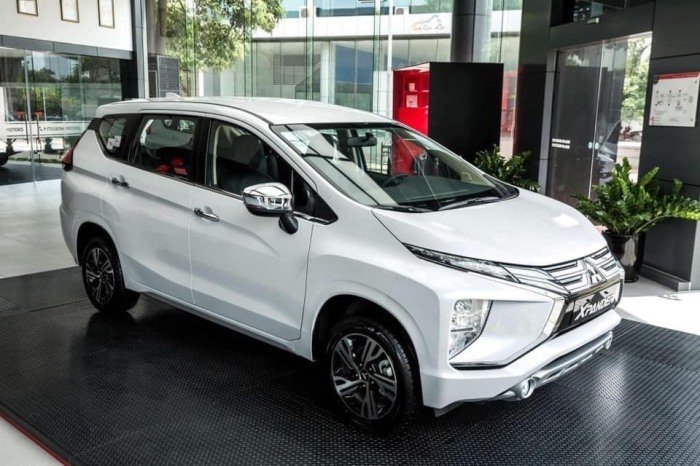 Xe MPV tháng 8: Ngôi vương Mitsubishi Xpander 