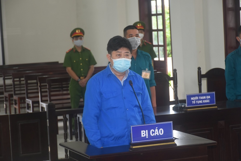 Bị phạt 1 năm tù vì chống đối lực lượng phòng, chống dịch