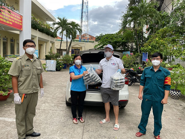 Expats face tough time amid the COVID-19 outbreak in Vietnam