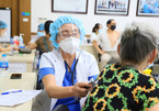 Nữ bác sĩ 72 tuổi tình nguyện đi chống dịch: ‘Không thể đứng ngoài cuộc chiến’