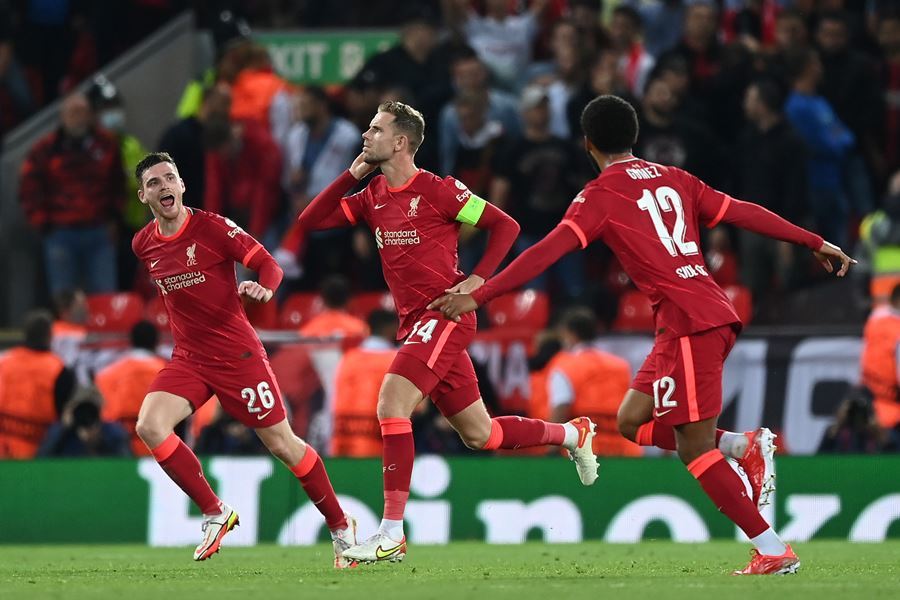 Liverpool thắng kịch tính Milan nhờ siêu phẩm của Henderson