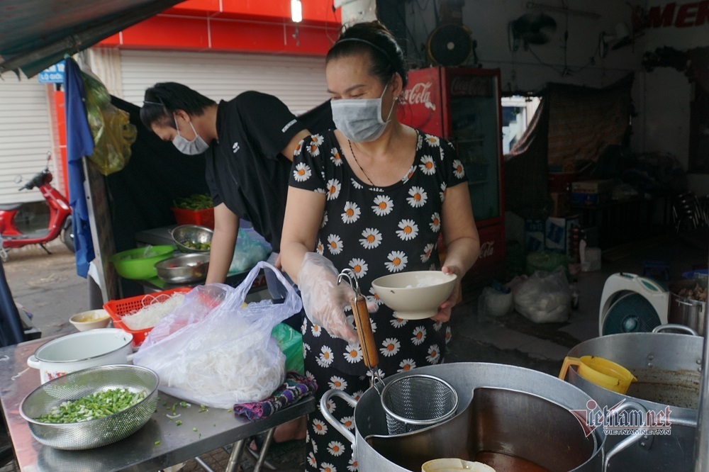 TP.HCM đề xuất 6 tiêu chí mở cửa đối với cơ sở kinh doanh dịch vụ ăn uống