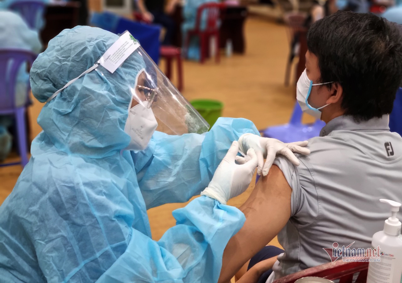 Hình ảnh Đà Nẵng tổ chức chiến dịch tiêm vắc xin lớn nhất từ trước đến nay