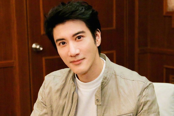 Vương Lực Hoành xin lỗi vì không tuân thủ quy định phòng chống dịch