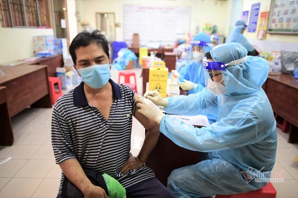 Thêm 8 triệu liều vắc xin Sinopharm được phân bổ cho 25 tỉnh thành