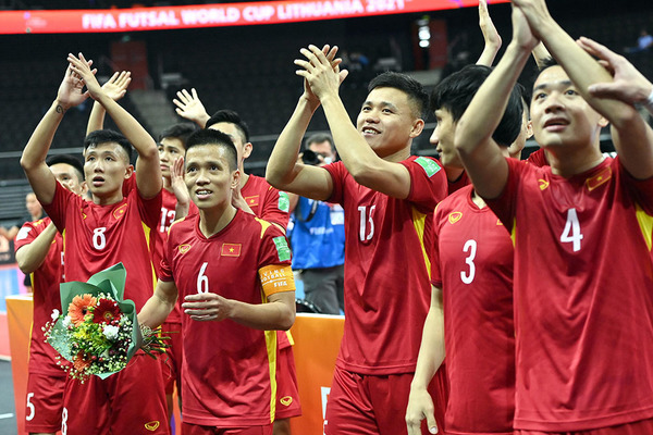 Chiếu chậm trận hòa quả cảm đưa futsal Việt Nam vào vòng 1/8 World Cup