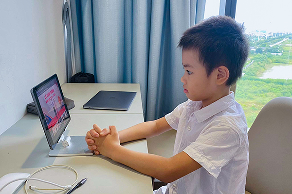 24 tỉnh, thành dạy học trực tuyến và qua truyền hình