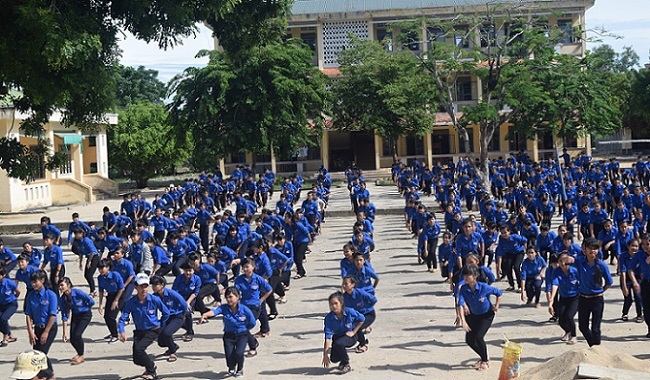Thực hiện đầy đủ các chính sách hỗ trợ của Nhà nước cho học sinh vùng đồng bào DTTS