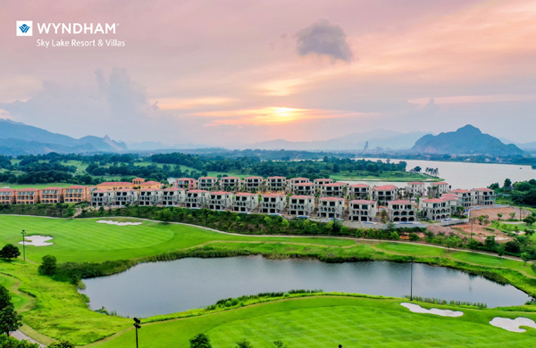 Wyndham Sky Lake Resort & Villas - nghỉ dưỡng 5 sao trong quần thể golf