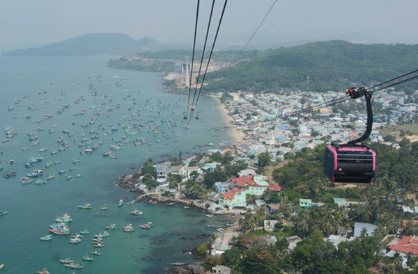 Amusement parks in Phu Quoc allowed to reopen to public