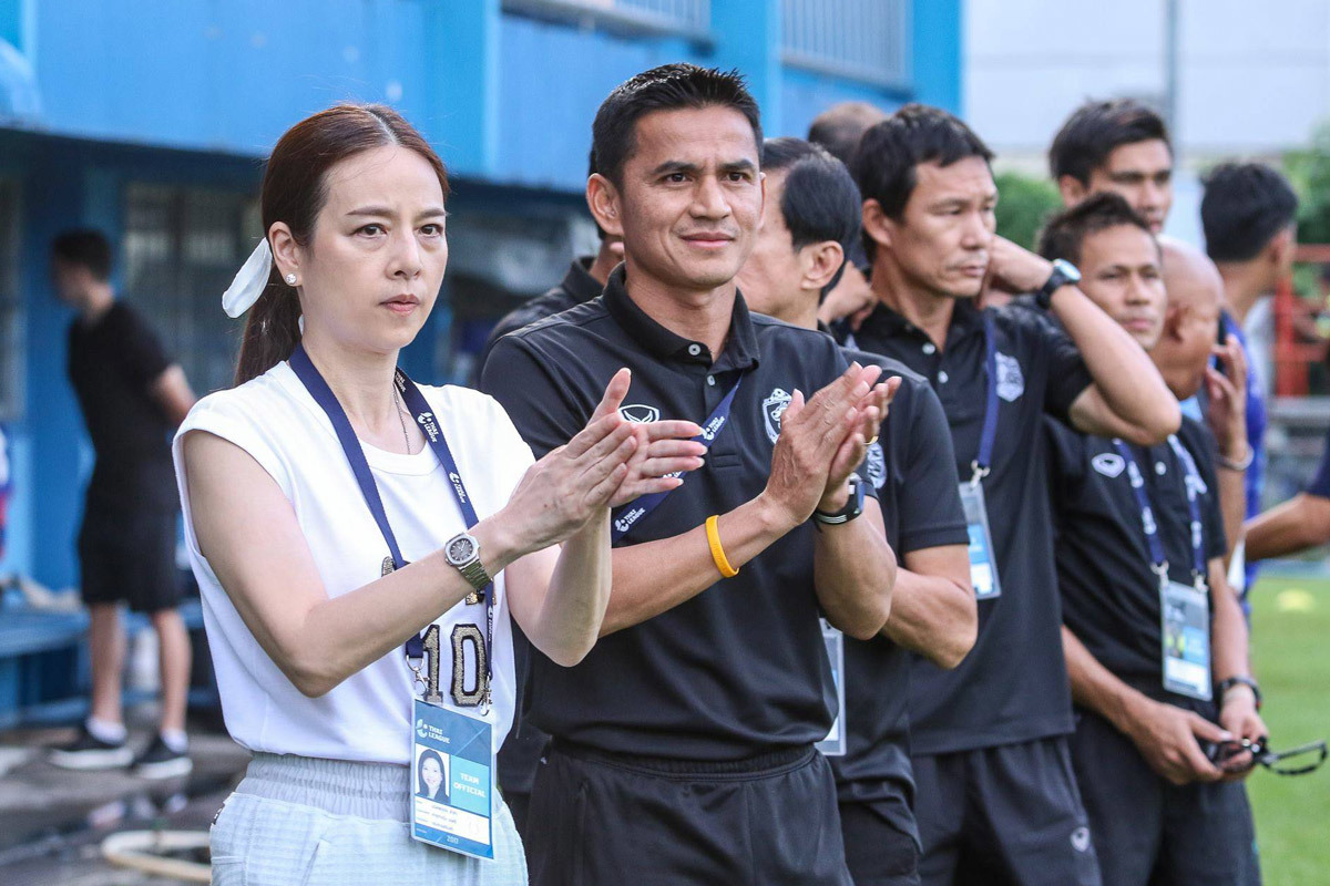 Thái Lan muốn Kiatisuk ngồi 'ghế nóng' chiến AFF Cup