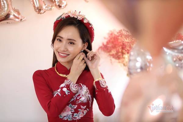 Lễ ăn hỏi của MC Xuân Anh thời tiết VTV