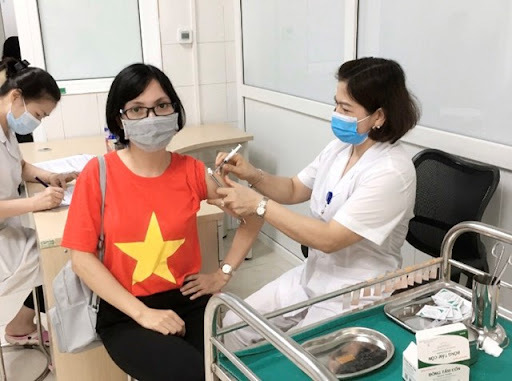 Người thử nghiệm vắc xin Việt, đã có kháng thể, có được cấp thẻ xanh Covid?