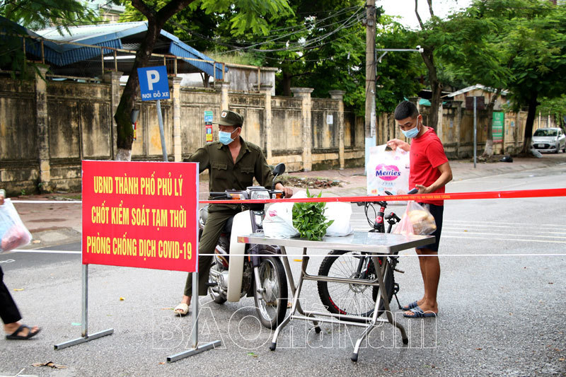 Thêm 15 ca Covid-19, Hà Nam thành lập bệnh viện dã chiến tại TP Phủ Lý