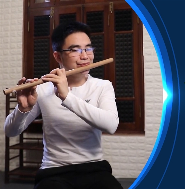 Young flautist stirs passion for traditional music