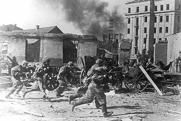 Mười “đòn chí mạng” của Hồng quân Liên Xô giáng vào phát xít Đức
