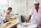 'Hu tieu' noodle production facilities become Can Tho's typical feature