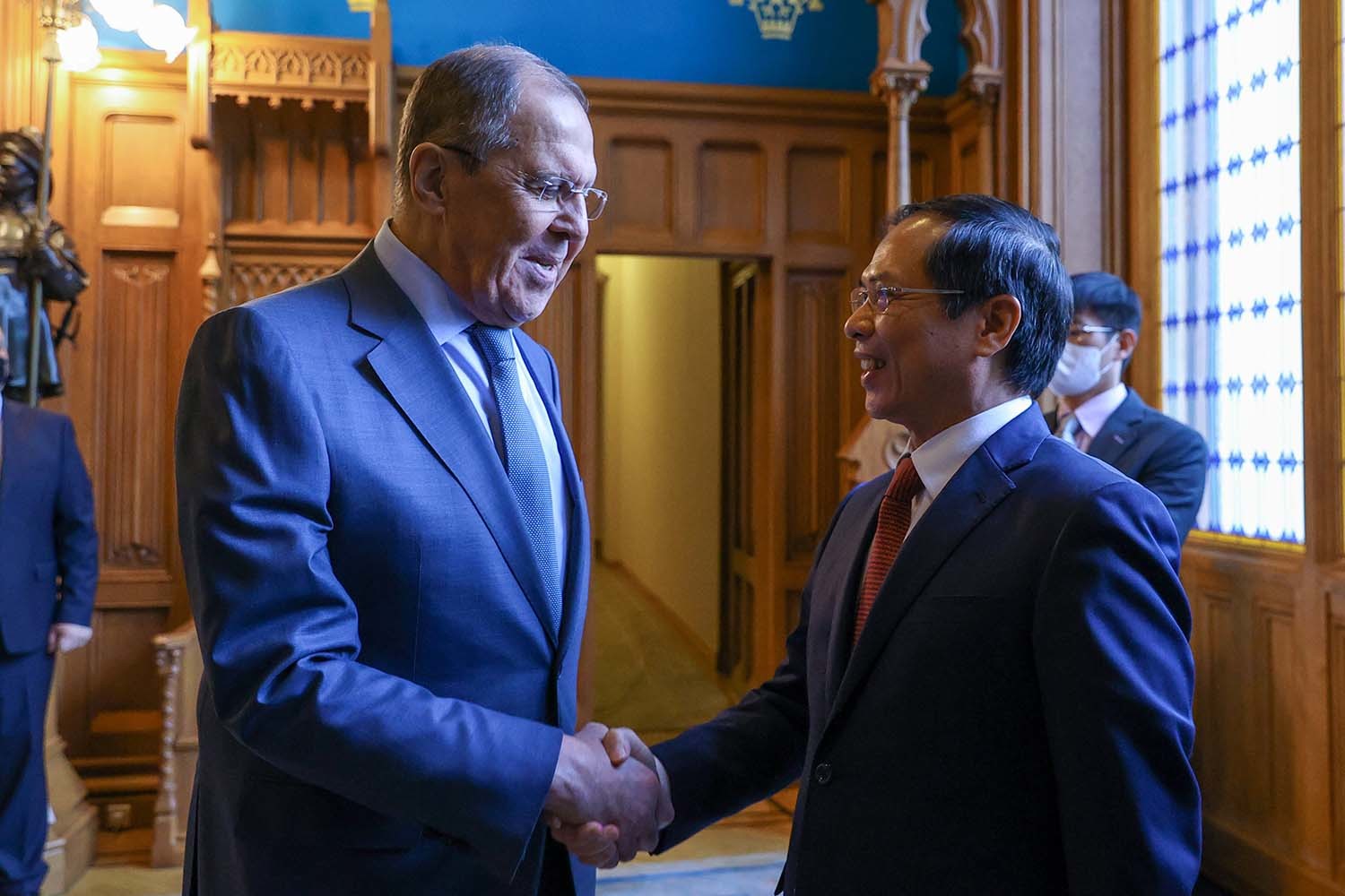 Việt Nam đề nghị Nga tiếp tục hỗ trợ thuốc, công nghệ sản xuất vắc xin