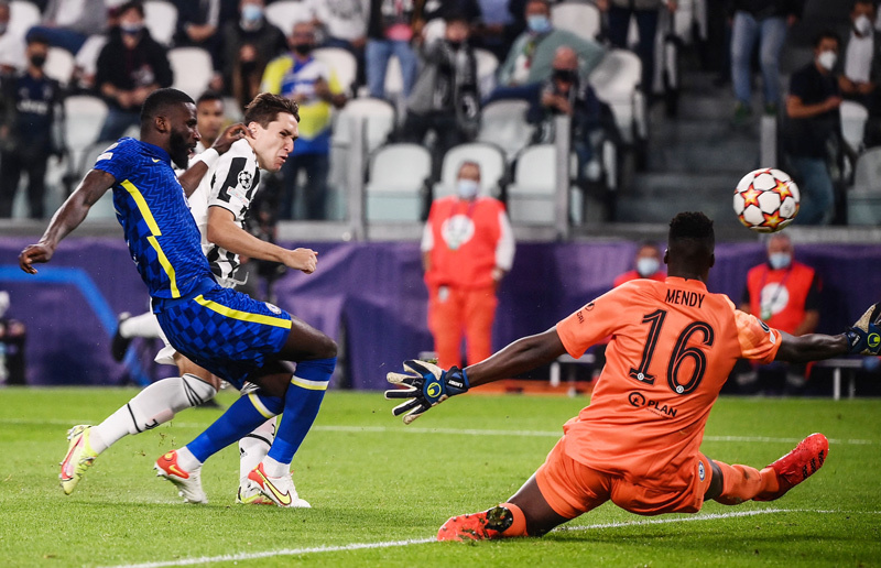Chiesa tỏa sáng, Juventus đánh gục Chelsea
