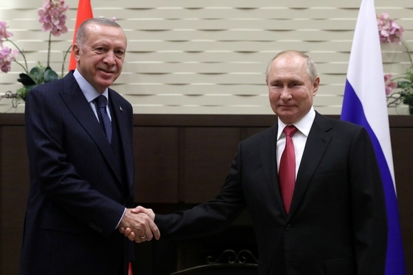 Ông Putin muốn Tổng thống Thổ Nhĩ Kỳ tiêm liều bổ sung vắc xin Sputnik V