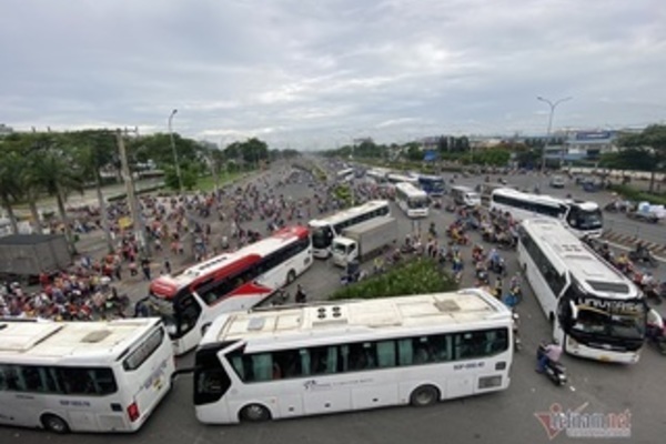 Đề xuất cho người đi xe cá nhân qua lại giữa TP.HCM và 4 tỉnh lân cận
